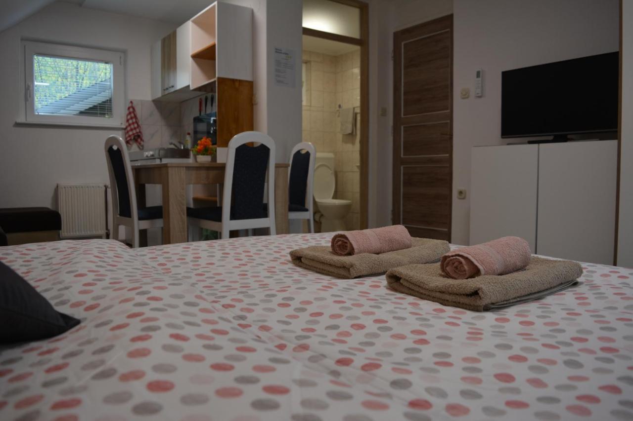 Rooms Lucijana Jezerce Luaran gambar