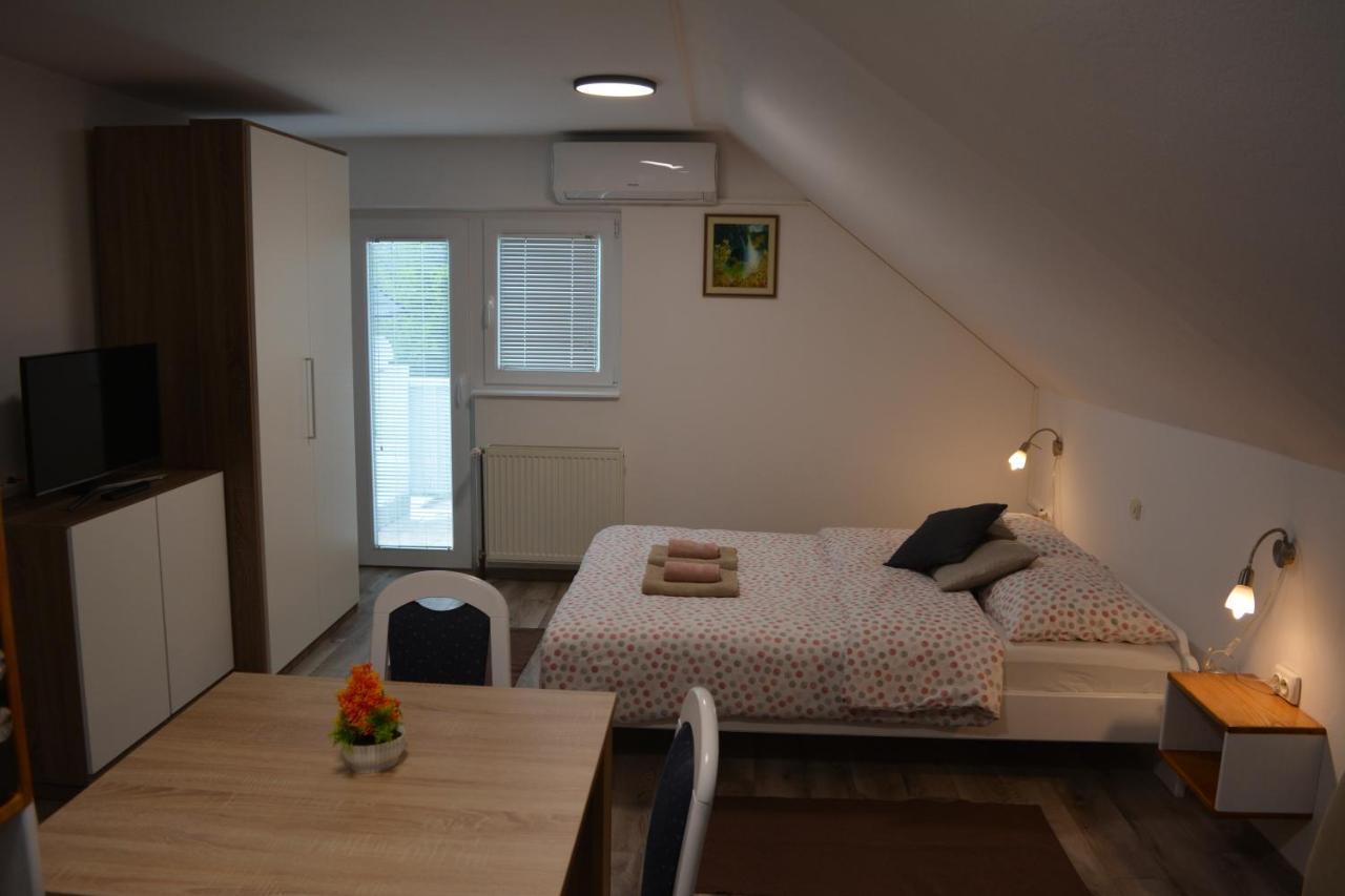 Rooms Lucijana Jezerce Luaran gambar