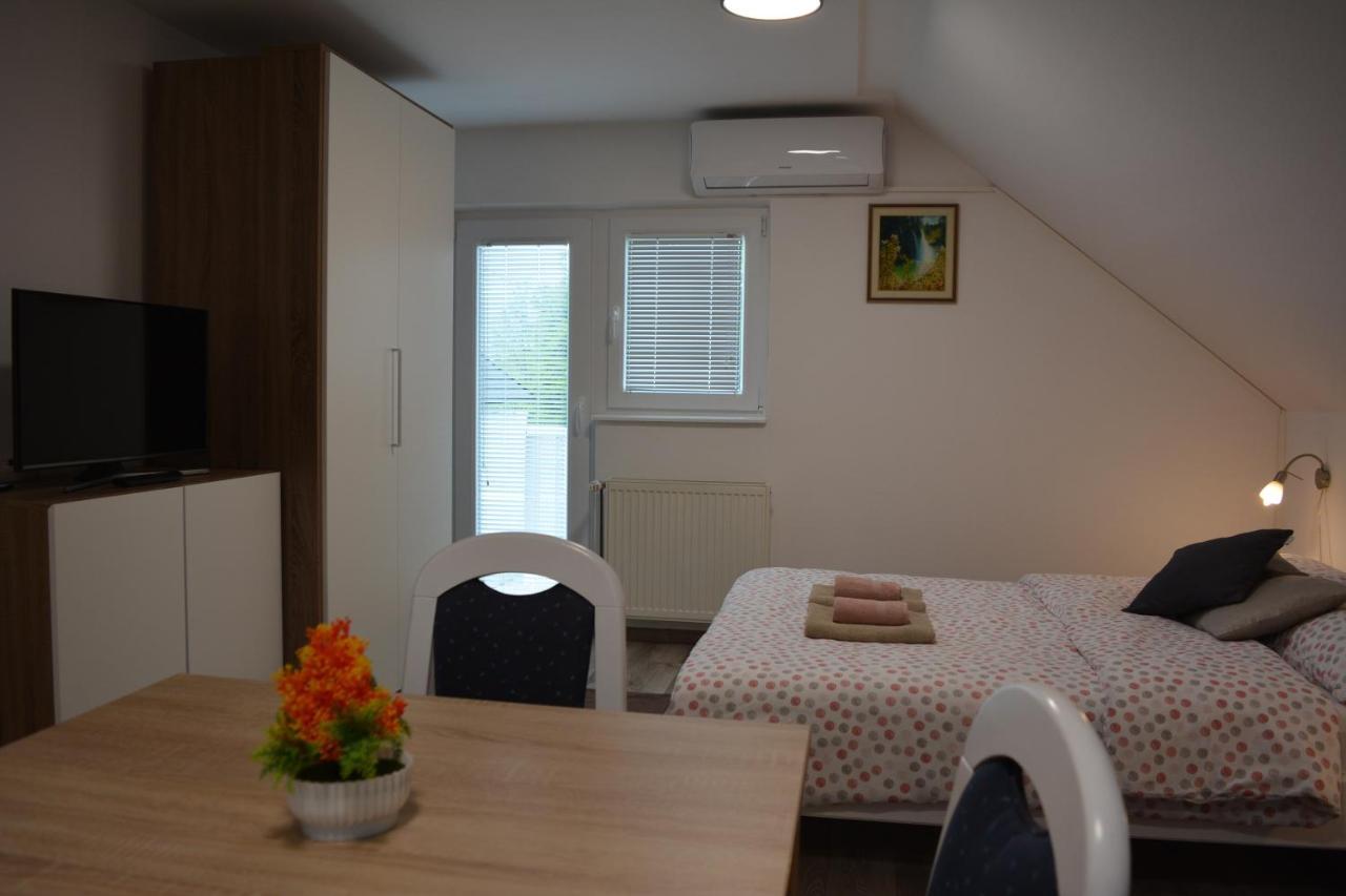 Rooms Lucijana Jezerce Luaran gambar