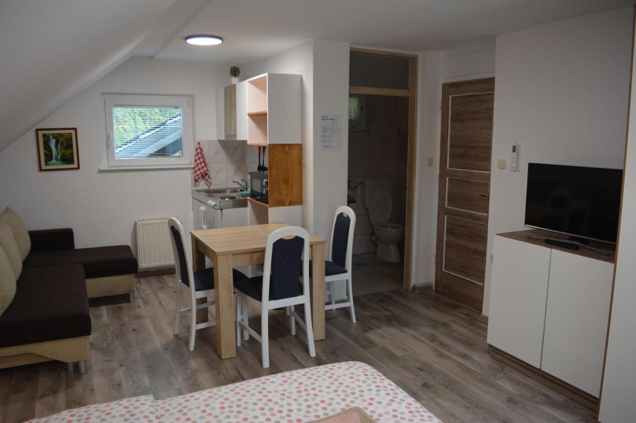 Rooms Lucijana Jezerce Luaran gambar